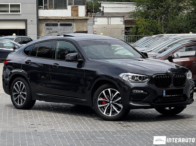 BMW X4 3.0i 36 interauto-car