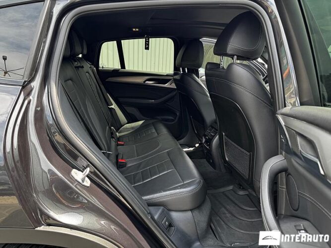 BMW X4 3.0i 53 interauto-car