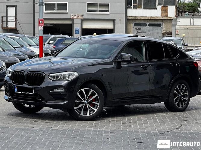 BMW X4 3.0i 35 interauto-car