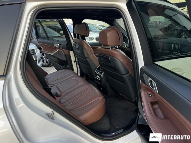 BMW X5 4.0i 47 interauto-car
