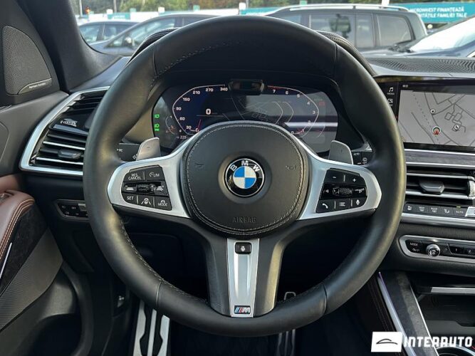 BMW X5 4.0i 43 interauto-car