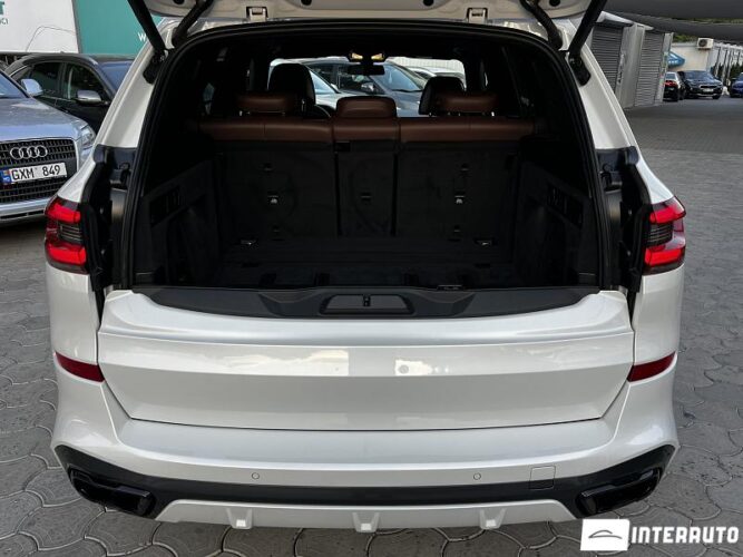 BMW X5 4.0i 51 interauto-car