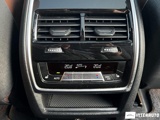 BMW X5 4.0i 56 interauto-car