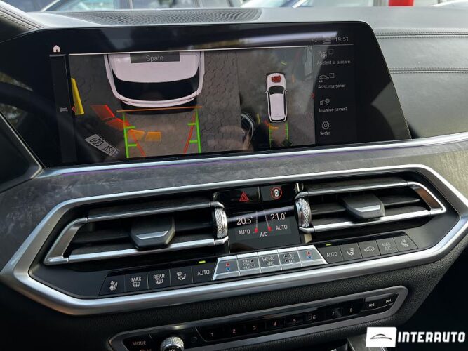 BMW X5 4.0i 44 interauto-car