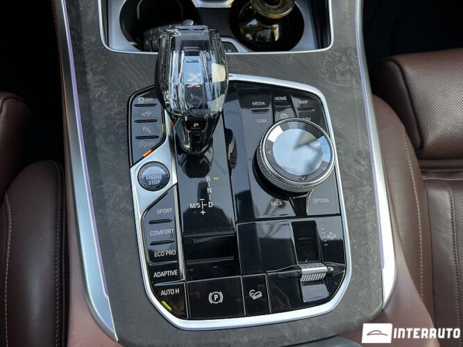 BMW X5 4.0i 46 interauto-car