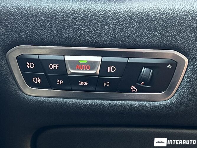 BMW X5 4.0i 57 interauto-car