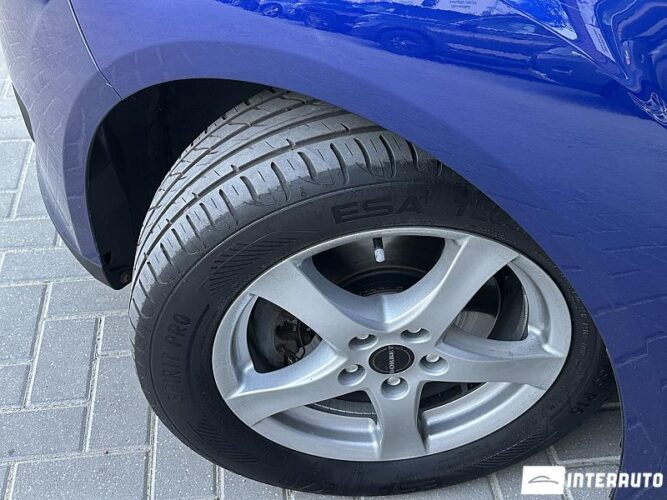 Ford Grand C-MAX 44 interauto-car