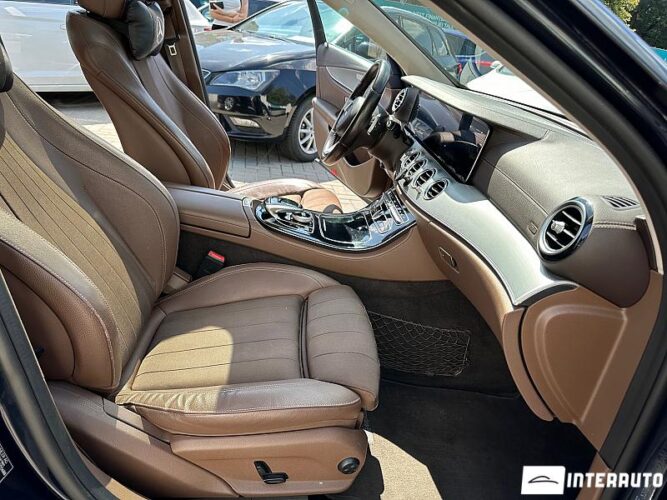 Mercedes E 220 34 interauto-car