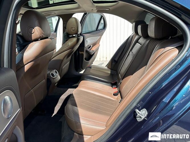 Mercedes E 220 36 interauto-car