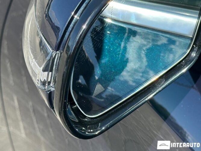 Mercedes E 220 45 interauto-car