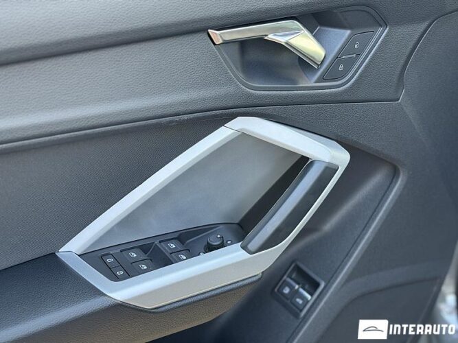 Audi Q3 38 interauto-car