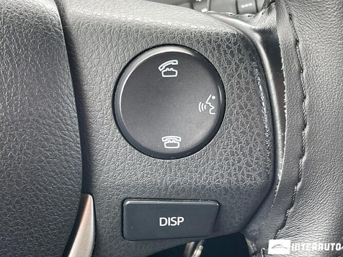 Toyota Auris 37 interauto-car