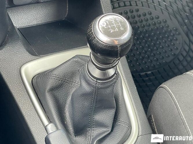 Toyota Auris 41 interauto-car