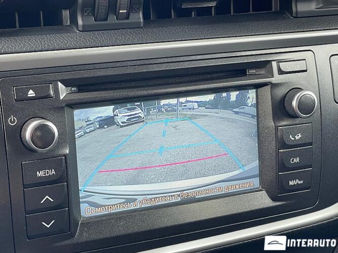 Toyota Auris 39 interauto-car