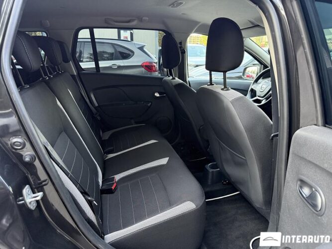 Dacia Logan MCV 39 interauto-car