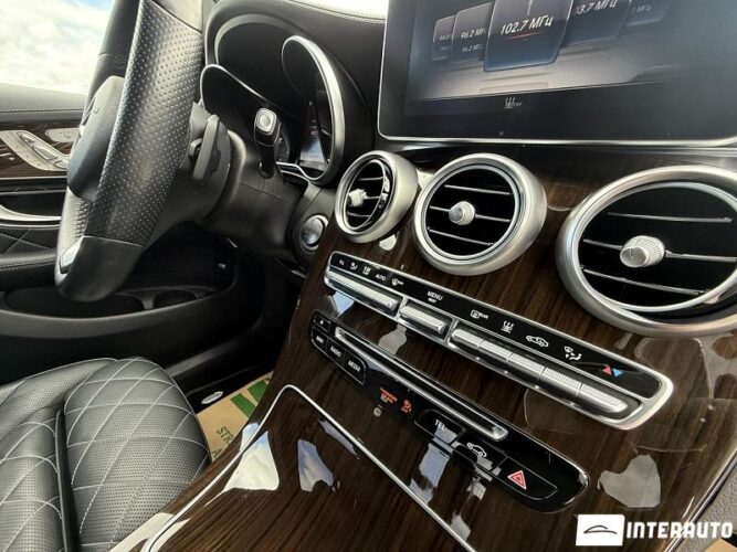 Mercedes GLC 350e 29 interauto-car