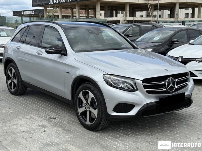 Mercedes GLC 350e 25 interauto-car