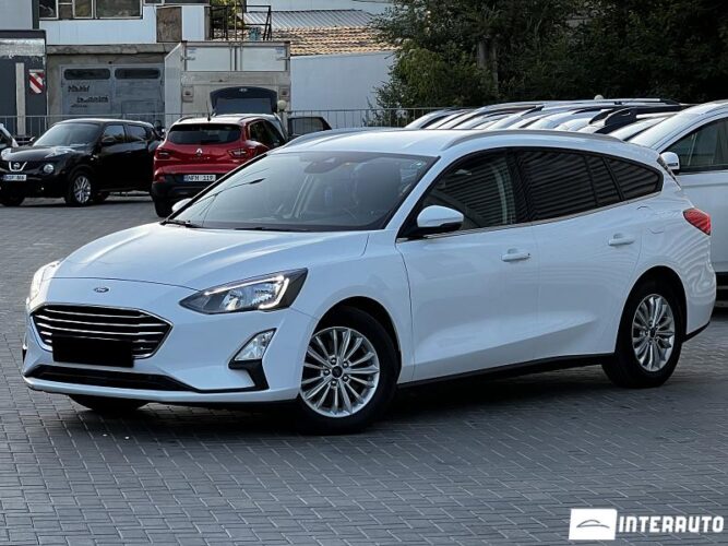 Ford Focus 30 interauto-car