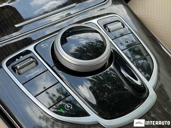 Mercedes C 300 43 interauto-car