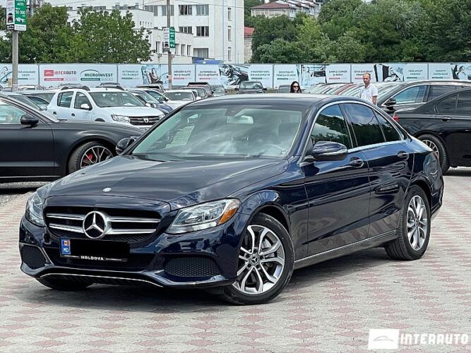 Mercedes C 300 30 interauto-car