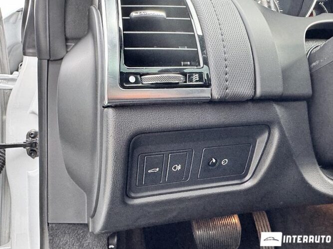 Jaguar F-Type 51 interauto-car