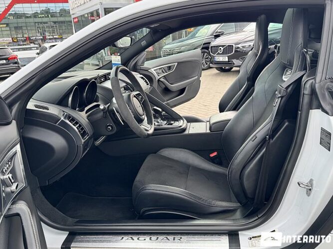 Jaguar F-Type 37 interauto-car