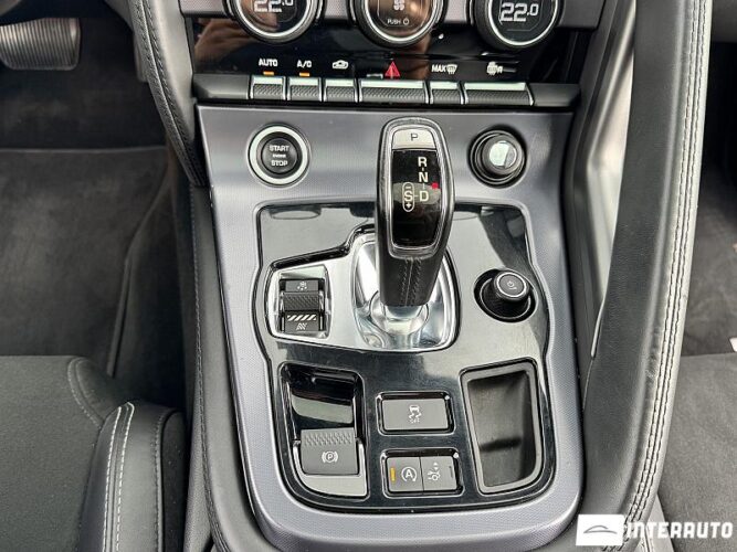 Jaguar F-Type 43 interauto-car