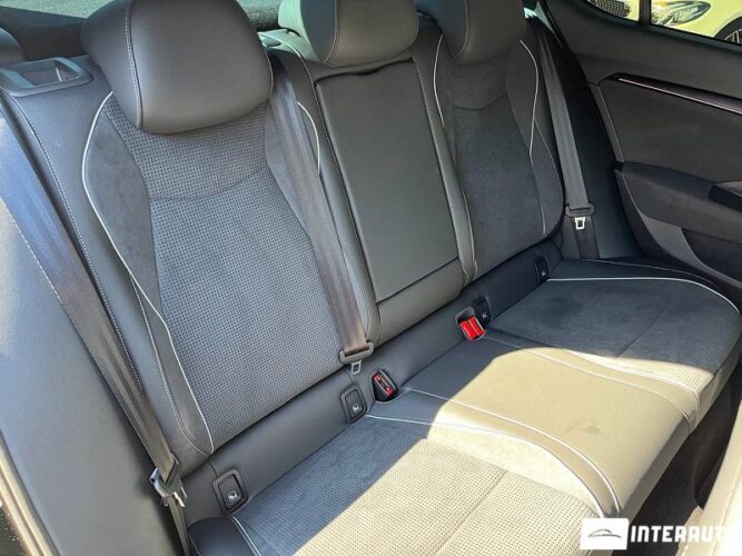 Skoda Superb 49 interauto-car