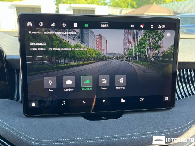 Skoda Superb 43 interauto-car