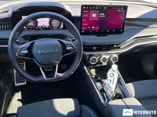 Skoda Superb 38 interauto-car