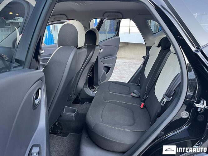 Renault Captur 47 interauto-car