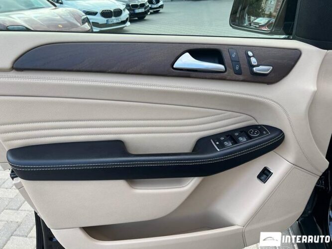 Mercedes GLE Coupe 400 37 interauto-car