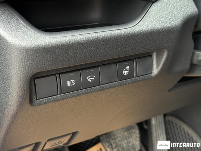 Toyota Rav-4 34 interauto-car