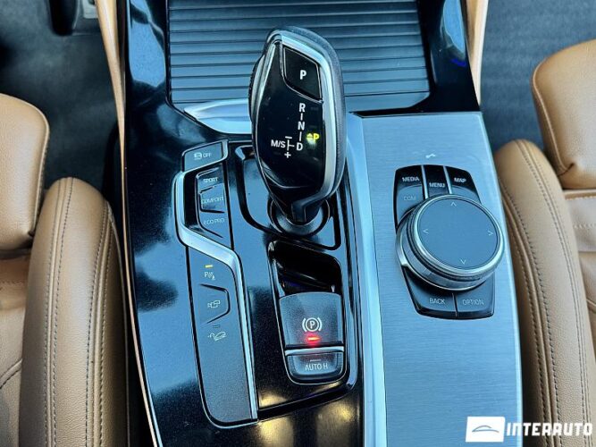 BMW X4 2.5D 49 interauto-car