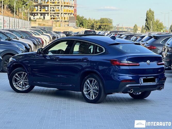 BMW X4 2.5D 41 interauto-car