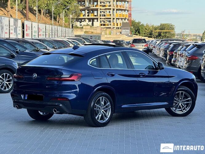 BMW X4 2.5D 40 interauto-car
