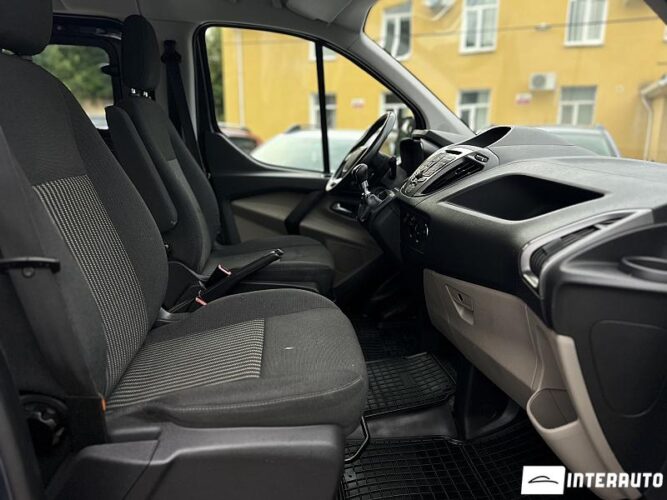 Ford Transit 39 interauto-car