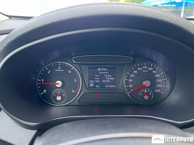 Kia Sorento 43 interauto-car