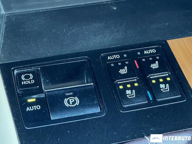 Lexus RX 450h 47 interauto-car