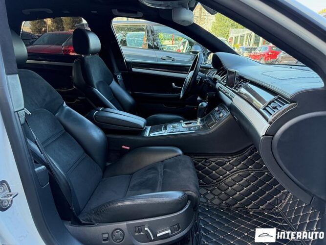 Audi S8 52 interauto-car