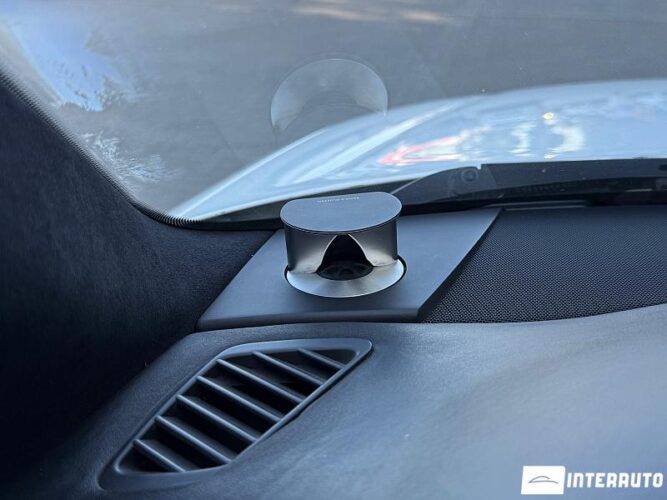 Audi S8 45 interauto-car