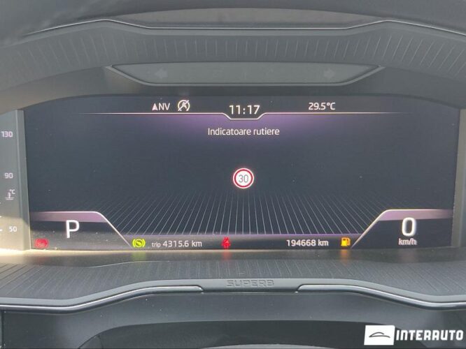 Skoda Superb 45 interauto-car