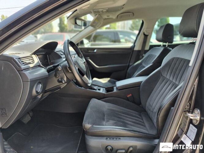 Skoda Superb 39 interauto-car