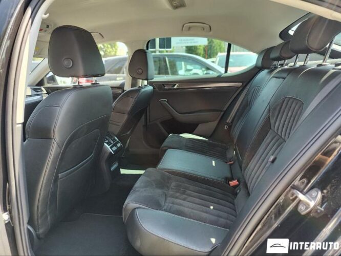 Skoda Superb 43 interauto-car