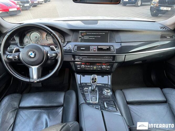 BMW 520 36 interauto-car