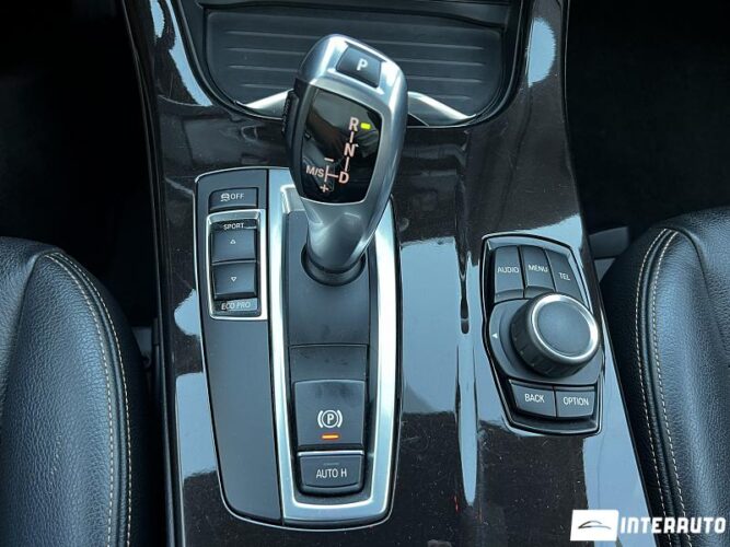 BMW X3 2.8i 44 interauto-car