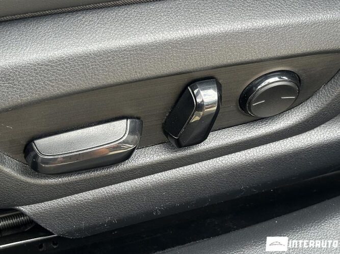 Lexus ES 300h 51 interauto-car