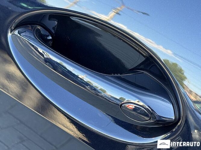 BMW X5 M5.0D 37 interauto-car