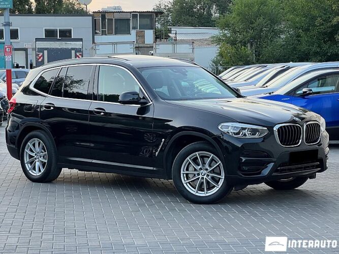 BMW X3 3.0e 35 interauto-car