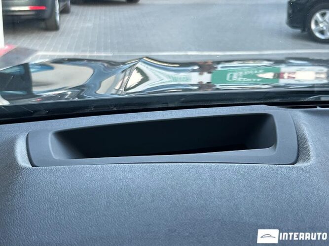 BMW X3 3.0e 39 interauto-car